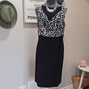 Laura Petites Black and White Midi Dress